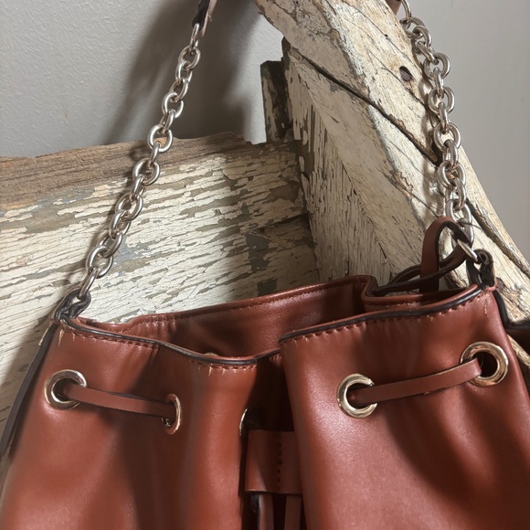 Guess Drawstring Bucket Bag Brown - Picture 2 of 14
